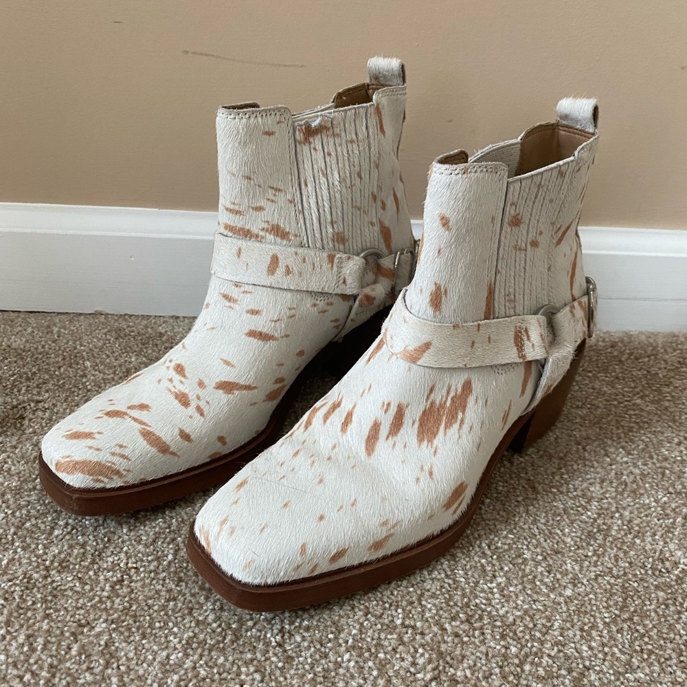 Sam Edelman Never Worn Cowhide Boots (SZ 7.5)